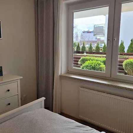 Jantar Z Ogrodkiem Apartmán *
