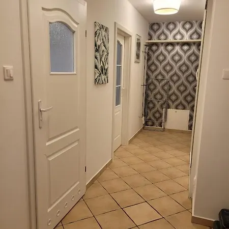 Jantar Z Ogródkiem Apartament