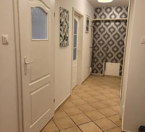 Jantar Z Ogródkiem Apartament